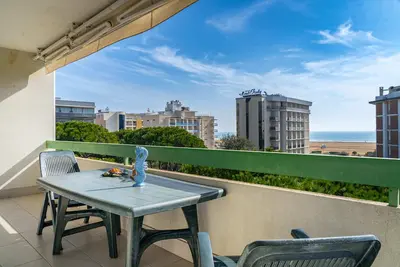 Image de Profitez de la vue sur la mer depuis notre grand balcon