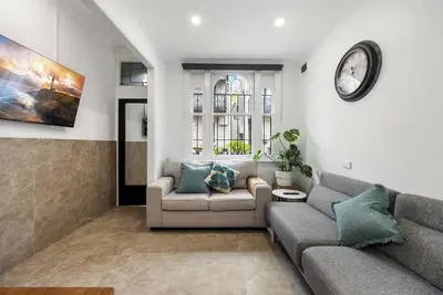 Image de Garden House 2be2. 5ba Near Cbd n Icc by Palm&Vine