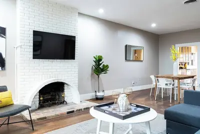 Image de Montrose Honeycomb Hideoout! Chic & Private Home ★★★★★