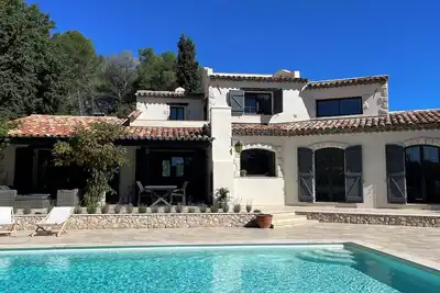 Image de Belle Villa provençale, au calme, avec piscine, proche Valbonne