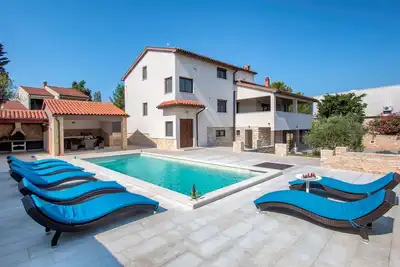Image de Magnifique maison de vacances privée avec Wifi, climatisation, piscine privée, Tv et terrasse