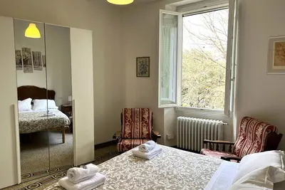 Image de La Liberta, spacious 2-bedr apartment near centre of Firenze with Ac, WiFi.