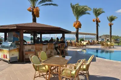 Image de 2 Bedroom Holiday Apartment in Sunset Beach Club