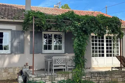 Maison avec piscine en pleine campagne sur 5000m2 de terrain