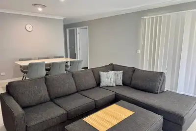 Image de 4-Br Home close to beaches and attractions. Includes access to a pool, spa, gym