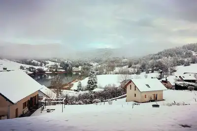 Image de Chalet indépendant avec vue sur lac et montagnes