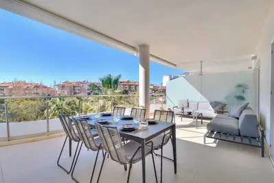 Image de Amazing spacious apartment - Reserva Del Higueron
