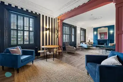 Image de Huge spacious 8 bed luxury villa