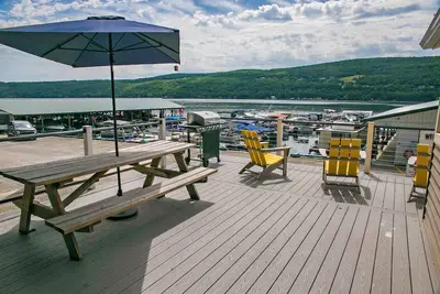 Image de The Mooring on Keuka Lake is a great space for family and friends alike!