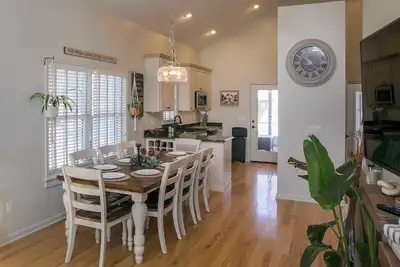 Image de Welcome to The Little Green Lakehouse at Sylvan Beach