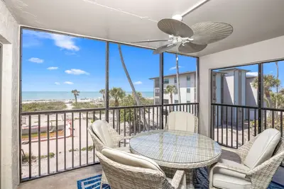 Image de Everything New! Stunning Gulf Front Sanibel Condo!