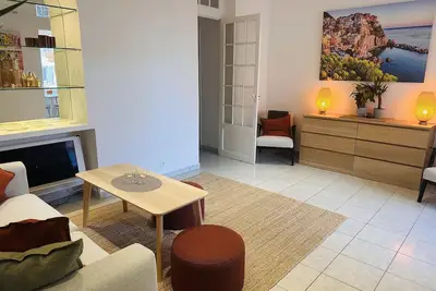 Image de Bright one bedroom apartment in the center of Cannes, 13 minutes walk to the Palais des Festivals - 2290