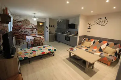 Image de La Petite Maison idéale pour une halte près d'Auxerre et des vignobles (Chablis)