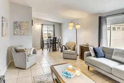 Image de Work, Play & Relax: Home w/ Yard in Lancaster!