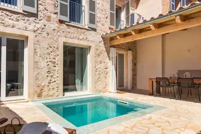 Image de Can Carolin - maison de village récemment rénovée avec pisci, Can Carolin - neu saniertes Dorfhaus m