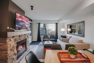 Image de Charming 2br condo near Canmore and Banff - Hot tub, gym, pet friendly