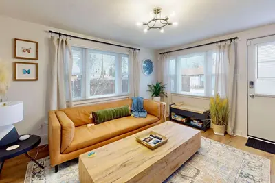 Image de Map & Mark Your Lakeside Adventure