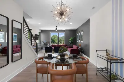 Image de Brand New Luxury Loft Downtown!