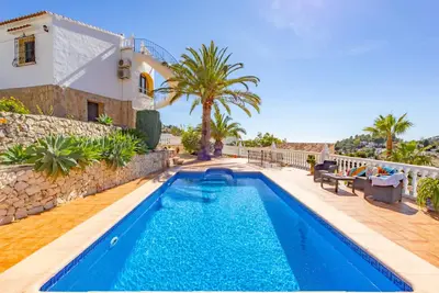 Villa Canary - Plusholidays