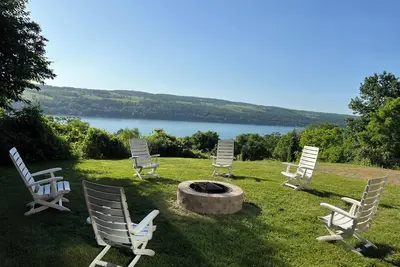 Image de Hilltop on Keuka - Your Perfect Lakeview Getaway