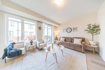 Image de Entire Modern And Spacious Home in Oakville