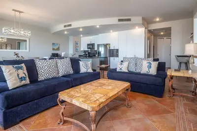 Image de Coronado 901 2 Br 2 Ba @ Las Palomas