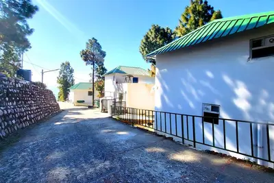 Image de 2bhk Villa with Living room, Private Kitchen, Garden, Parking, Terrace, Wifi.