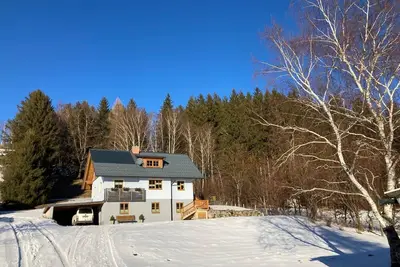 Image de Maison de vacances 'Bei Schönwetter' avec vue sur les montagnes, terrasse privée et Wi-Fi