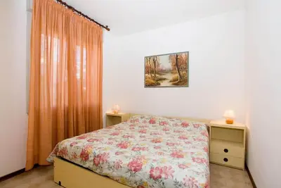 Image de Maison mitoyenne dans une résidence avec piscine
