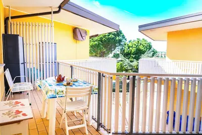 Image de Appartement coloré avec terrasse à Bibione