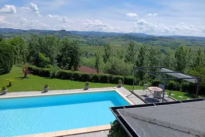 Image de Casa San Rocco-piscina con vista sulle colline