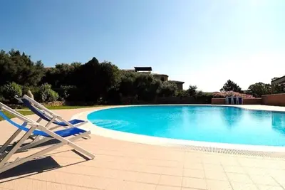 Image de Agréable appartement pour 4 personnes avec Wifi, piscine, climatisation, Tv et patio