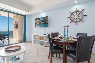 Image de Las Palomas Phase I Rubi 1007 Exceptional Oceanview 1br 1ba Unit.