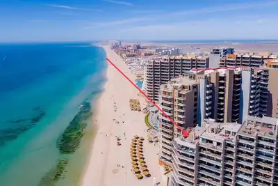 Image de Stunning Oceanfront Penthouse Unit, 3 Bedrooms and 3 Bathrooms, Cristal 1006