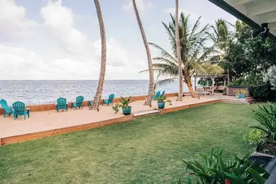 Image de Beachfront Luxurious Hawaiian Oasis