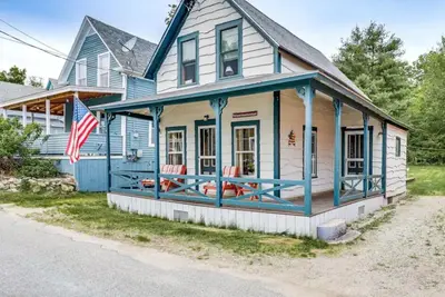 Image de Lake Sunapee Family Retreat