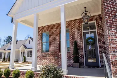 Image de The Springfield Cottage, Best Rate for Citadel GameDay!