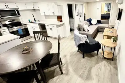 Image de Cozy 2br w/ Backyard Fun + Dog Friendly - sleeps 6