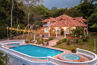 Image de Villa Salma | Ac, Piscina, 21 personas  