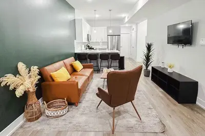 Image de Spacious Boho Getaway with Scenic Rooftop Sleeps 4