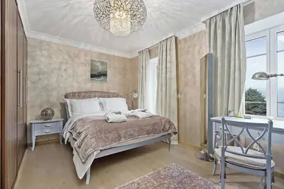 Image de Deluxe Two Bedroom Apartment in Montreux with Lake View