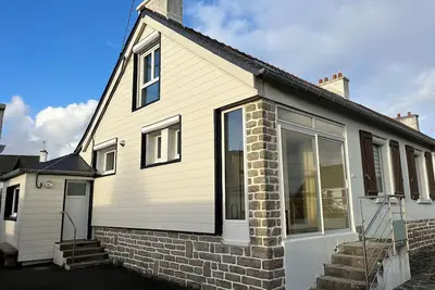 Image de Maison 6p avec spa à 15mn à pied de la plage et du centre ville par voie verte