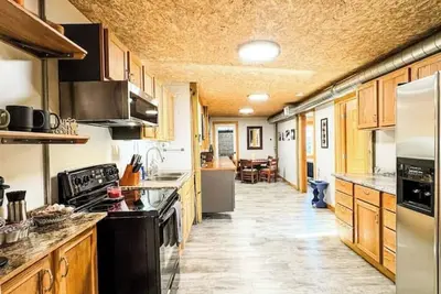 Image de My Flat! Industrial 3 Bd with outdoor space!