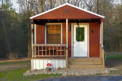 Image de The Bears Lair Cabin- Cabin#2  @  Hidden Oaks Cabins