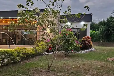 Image de Luxury Estate with Swimming Pool and Private Jacuzzi