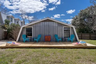 Image de Near Downtown~Walk to Main St~River House~Firepit