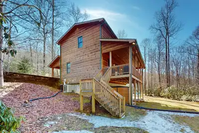 Image de Charming Home in Topton with Creek views and High Speed Internet