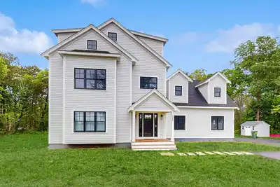 Image de Modern Luxe on the Cape | Sleek Design, Central Air, Serene Views