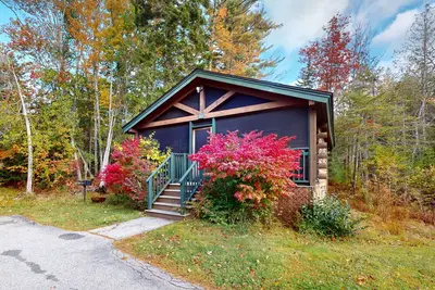 Image de Dog-friendly cabin with kitchen, firepit, Ac, gym, ping-pong & fun awaits