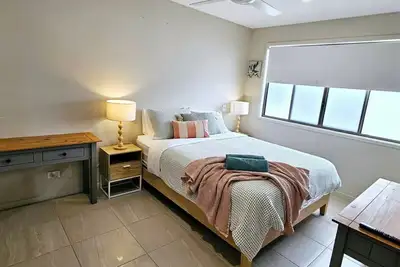 Image de 'Poinciana' @ Sunlight Swan - Beerwah - sleeps 6